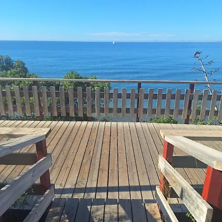 Diez In Spacious Balcony And Sea View