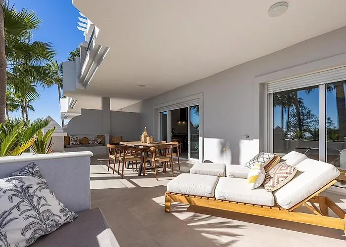 Diez In Spacious Balcony&sea View Estepona