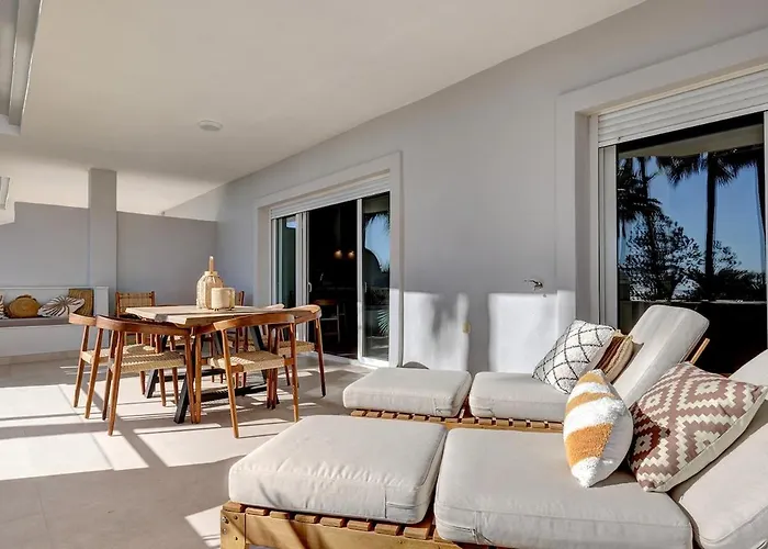 Diez In Spacious Balcony&sea View Apartamento