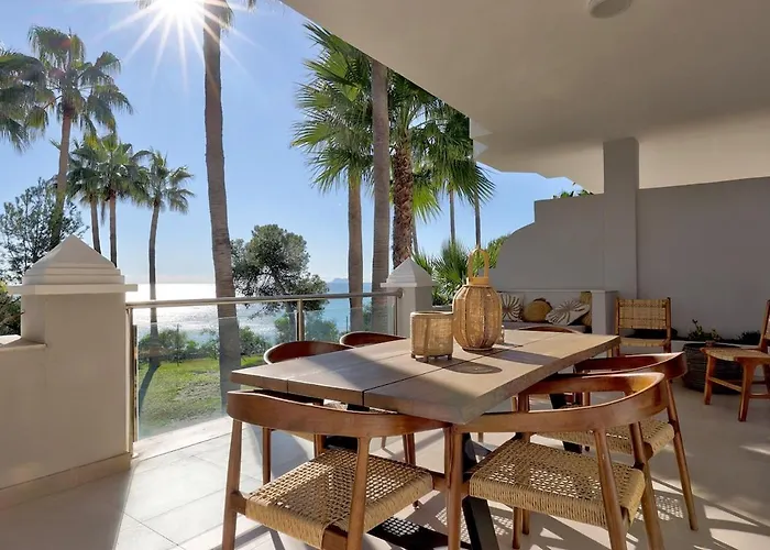 Diez In Spacious Balcony&sea View Estepona